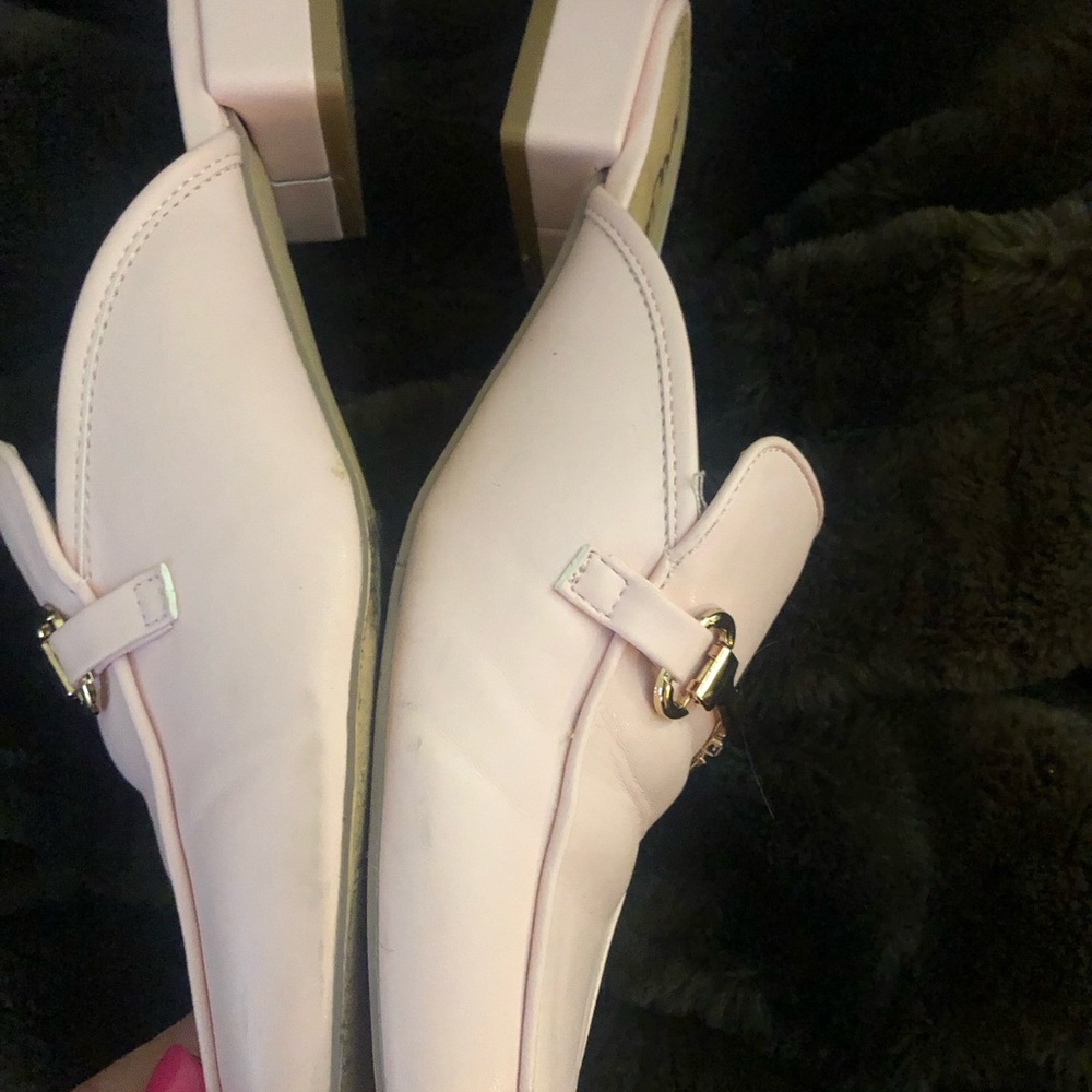 Lulu’s soft pink mules, gently worn, size 10, beautiful pink color, comfortable - Picture 5 of 8